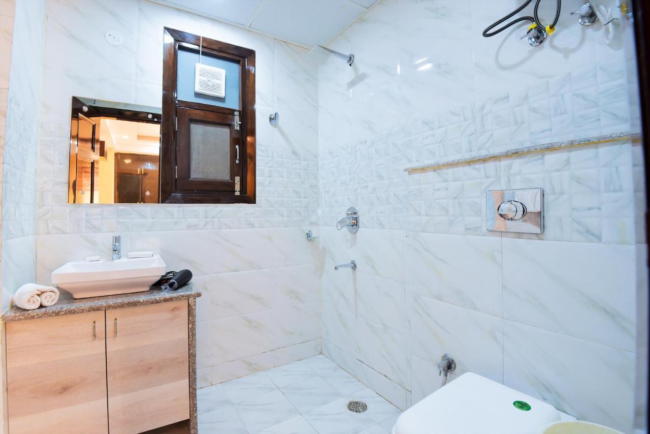 Bedchambers Medicity Serviced Apartments In Gurgaon Exterior foto